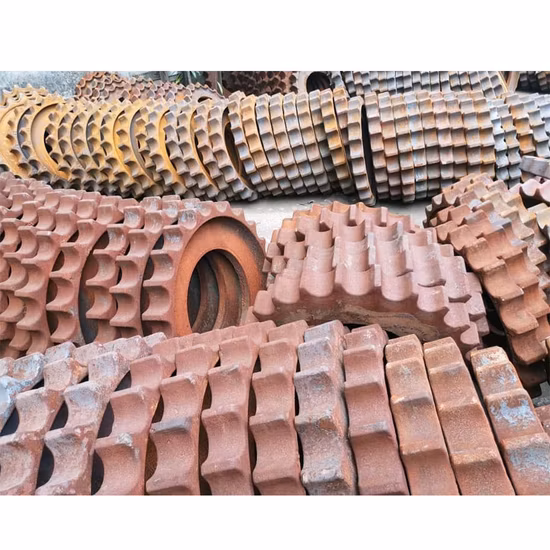 High Quality Undercarriage Parts Bulldozer Track Sprocket Segment for D40, D41, D45, D50, D53 Segment Group, Track Driver Sprocket